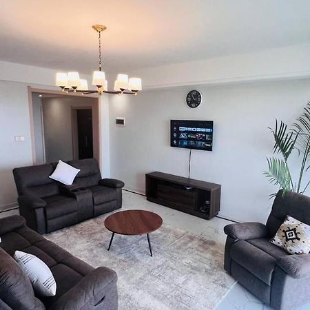 Lovely 3 Bedroom With A View Of The Park Machakos Buitenkant foto